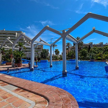 Benal Beach, Luxury Sea & Mountain View Beachside 1 Bedroom Apartment Benalmádena Extérieur photo