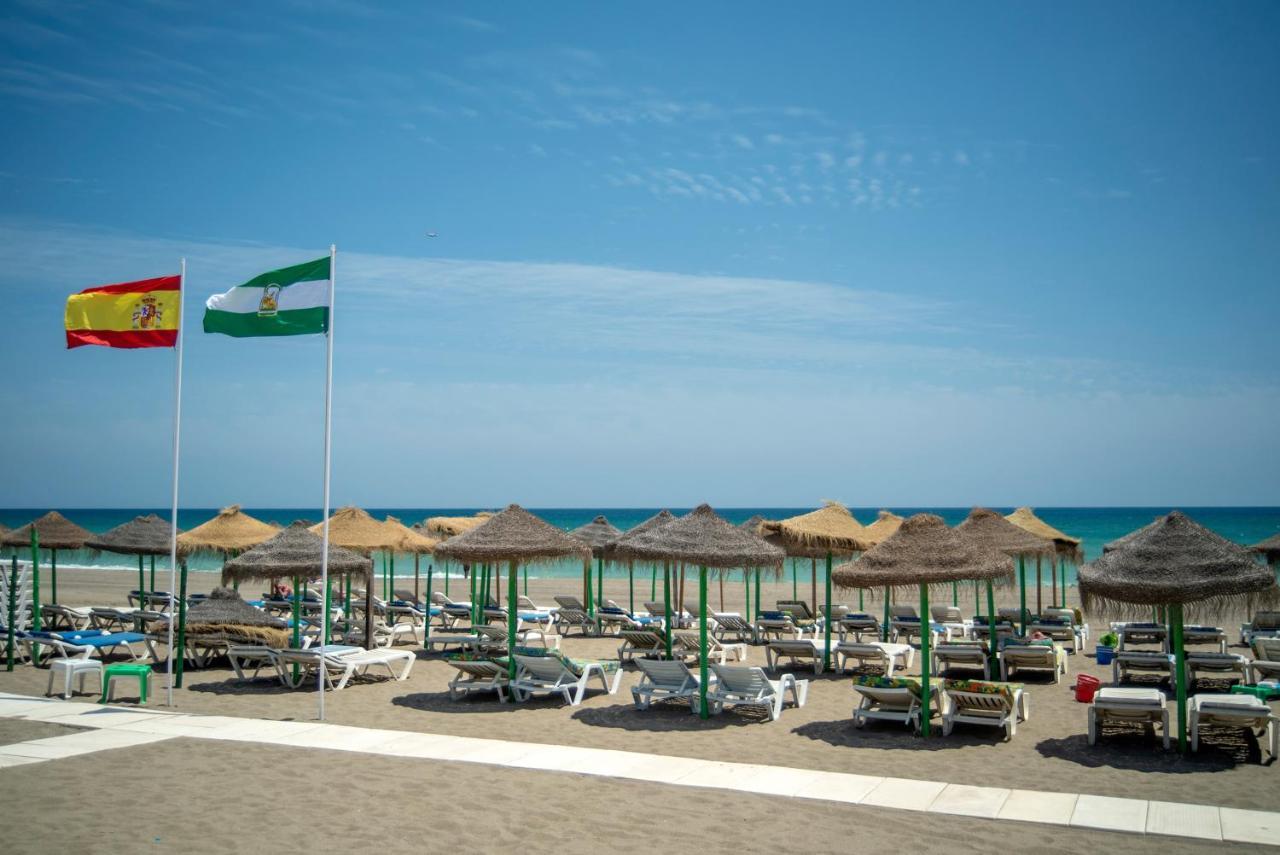 Benal Beach, Luxury Sea & Mountain View Beachside 1 Bedroom Apartment Benalmádena Extérieur photo