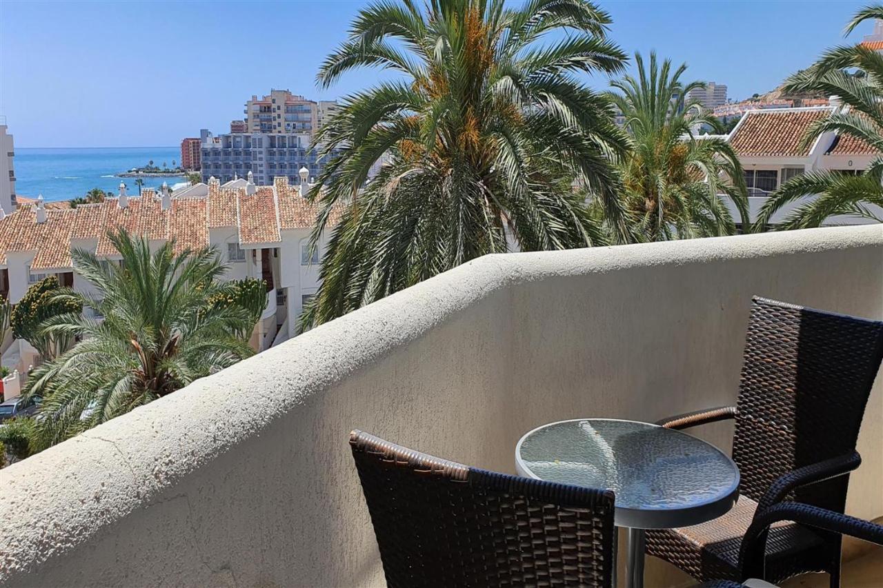 Benal Beach, Luxury Sea & Mountain View Beachside 1 Bedroom Apartment Benalmádena Extérieur photo