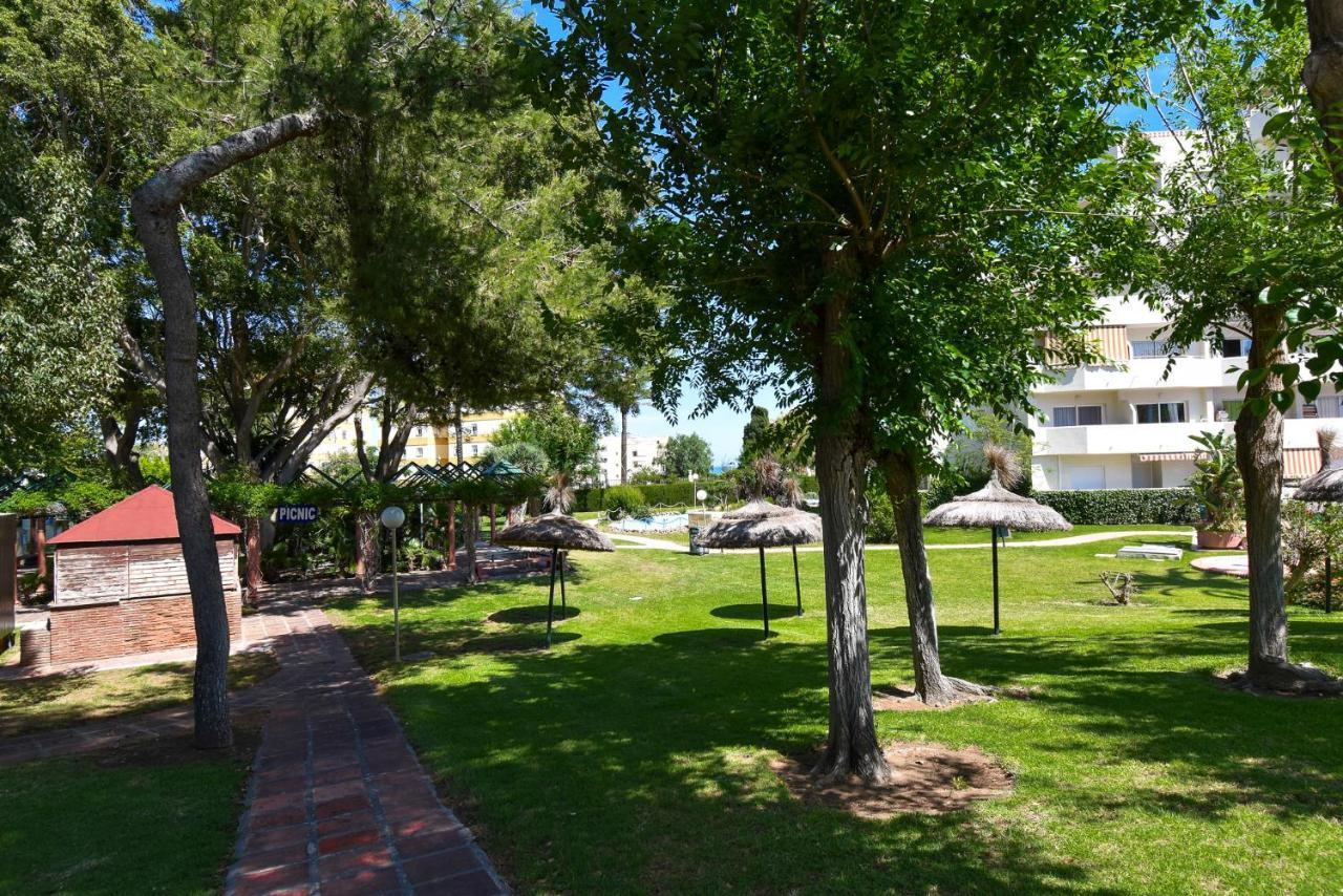 Benal Beach, Luxury Sea & Mountain View Beachside 1 Bedroom Apartment Benalmádena Extérieur photo