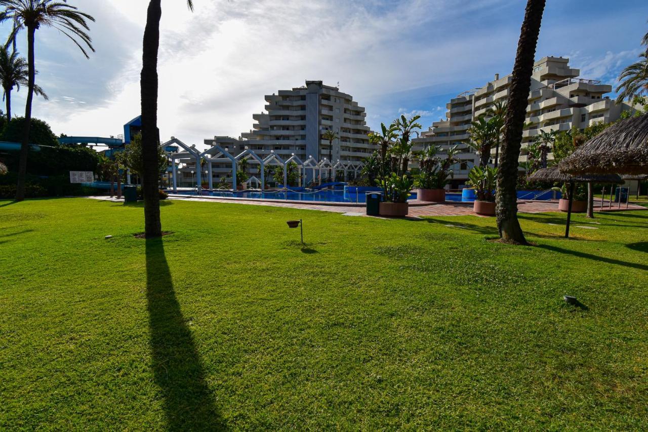 Benal Beach, Luxury Sea & Mountain View Beachside 1 Bedroom Apartment Benalmádena Extérieur photo