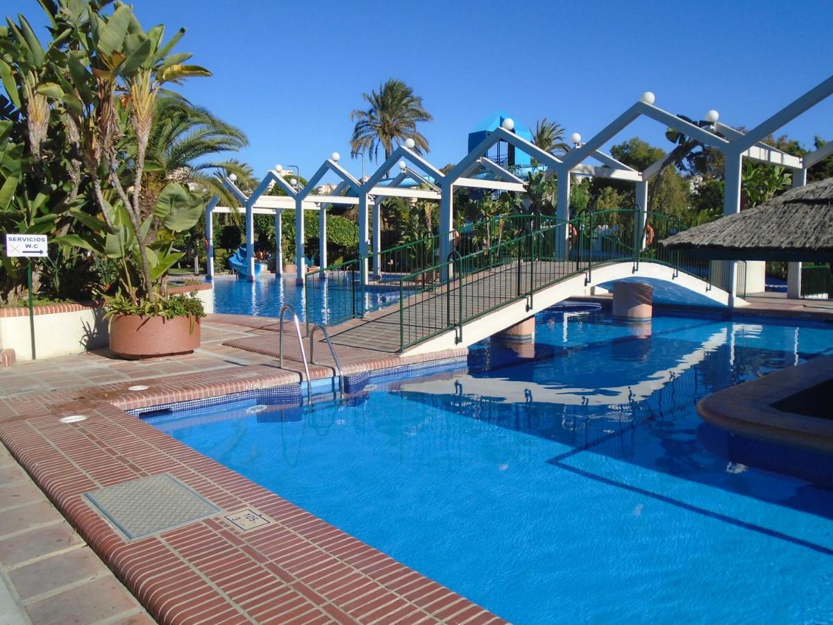 Benal Beach, Luxury Sea & Mountain View Beachside 1 Bedroom Apartment Benalmádena Extérieur photo
